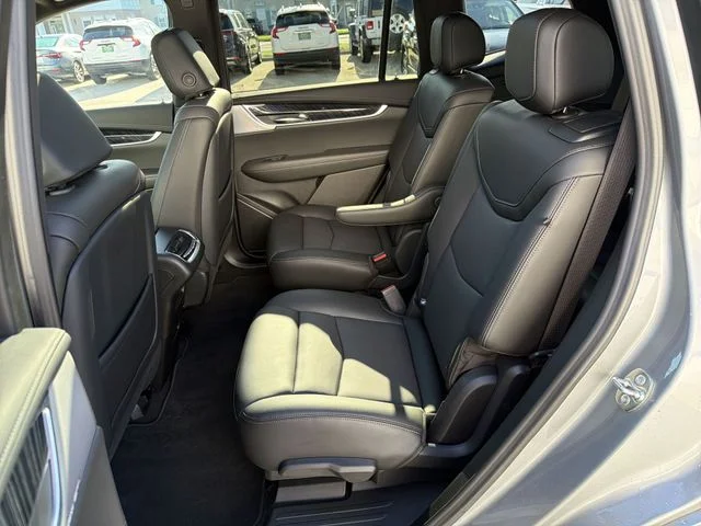 Used 2025 Silver Cadillac Premium Luxury image 25