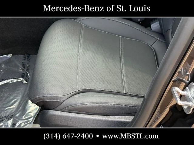 New 2026 Graphite Grey Metallic Mercedes-Benz C 300 image 14