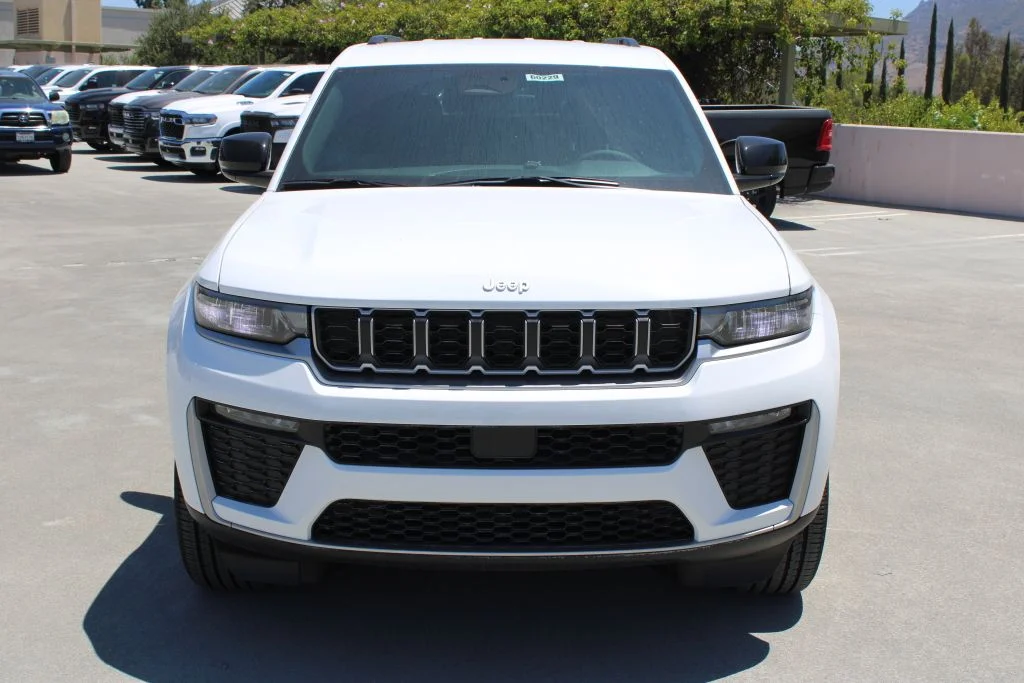 New 2026 Bright White Clearcoat Jeep Limited image 2
