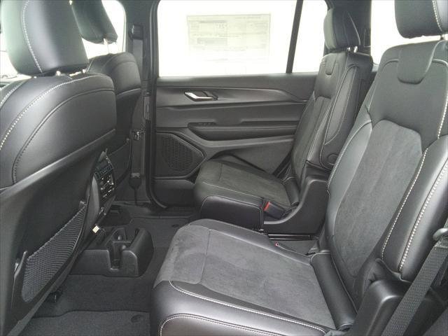 2025 Jeep Grand Cherokee L Altitude - Photo 35