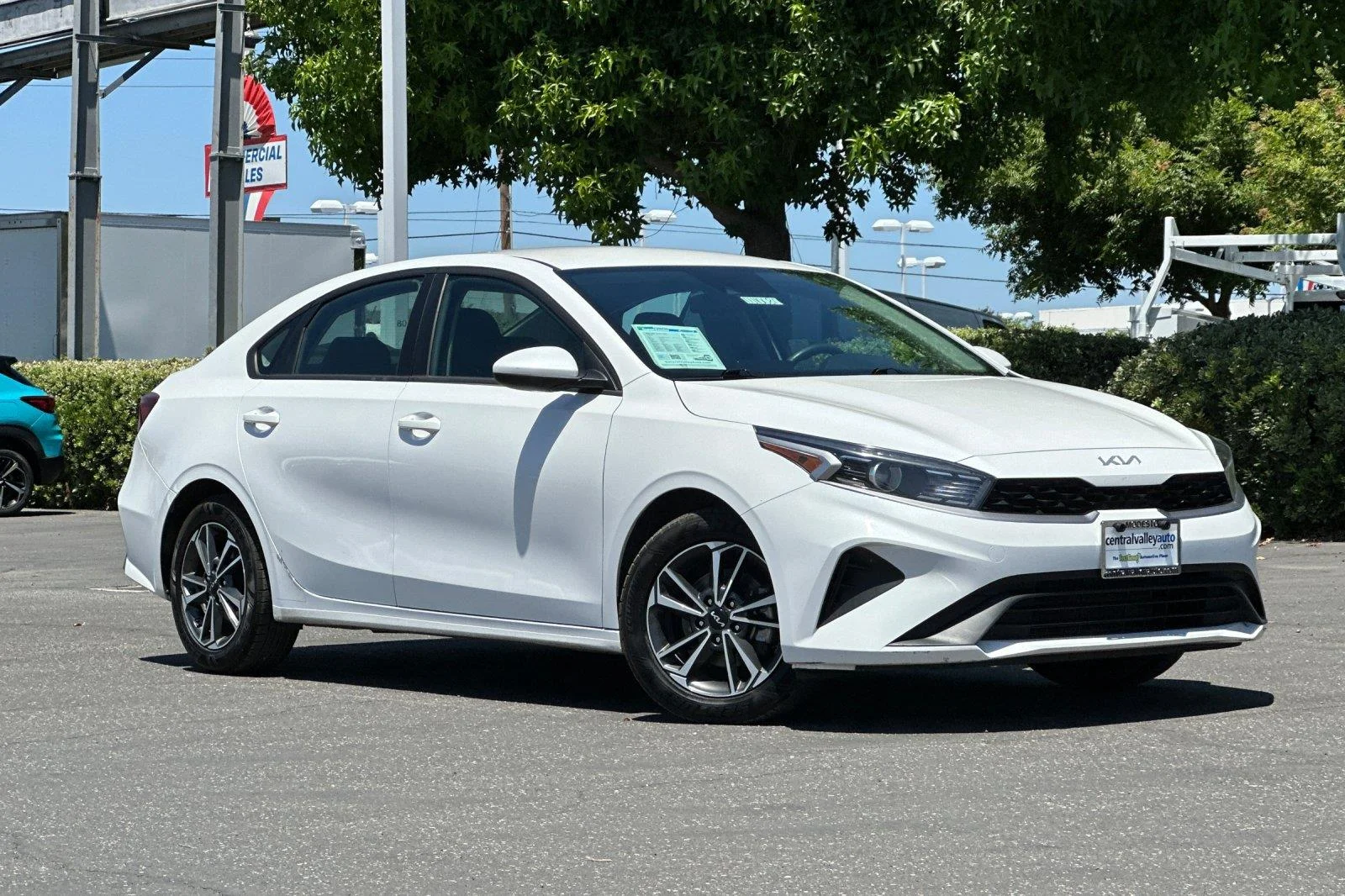 Used 2023 Snow White Pearl Kia LXS image 2