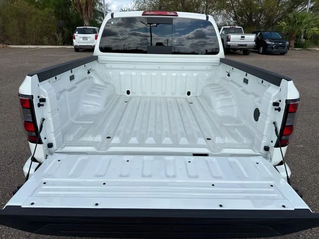 New 2027 Glacier White Nissan Crew Cab SV image 25