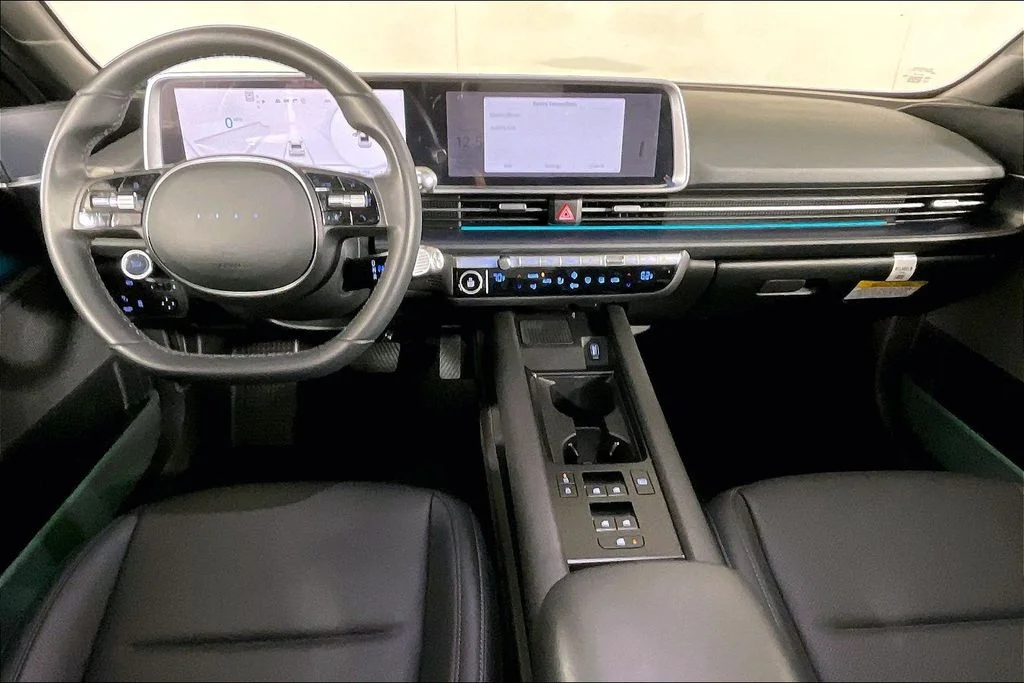 Used 2024 Blue Hyundai SEL image 15
