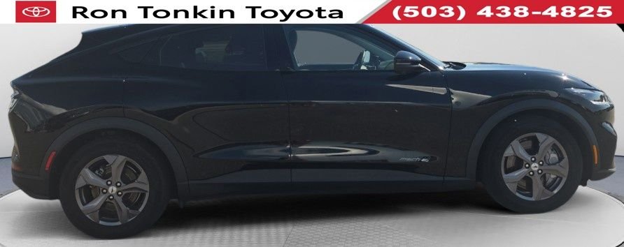 Used 2023 Shadow Black Ford Select image 1