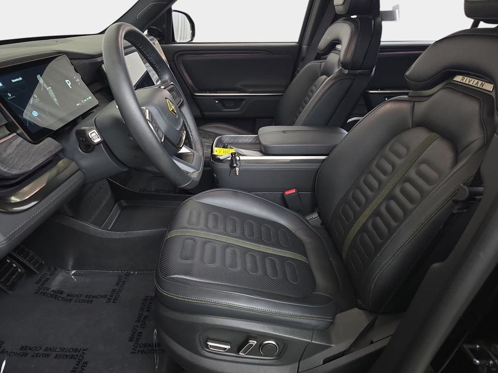 Used 2025 Midnight Rivian Adventure Dual Motor Standard Pack image 16