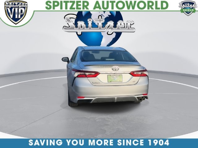 Used 2024  Toyota SE image 13