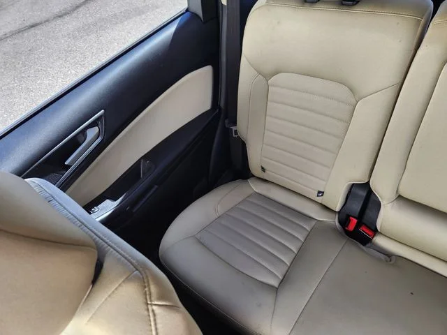 Used 2023 White Ford SE image 16