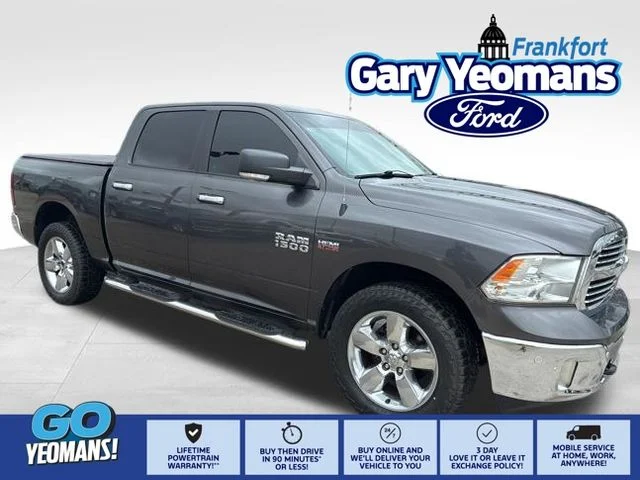 2017 RAM 1500 Big Horn 4x4 Crew Cab 5'7's photo