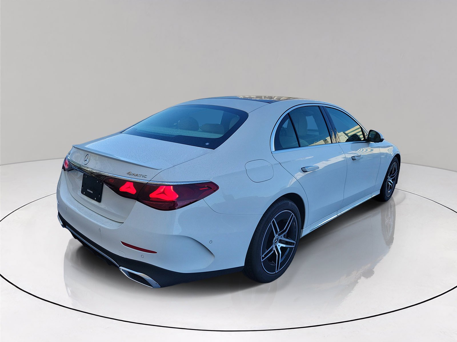 New 2026 Polar White Mercedes-Benz E 450 image 36