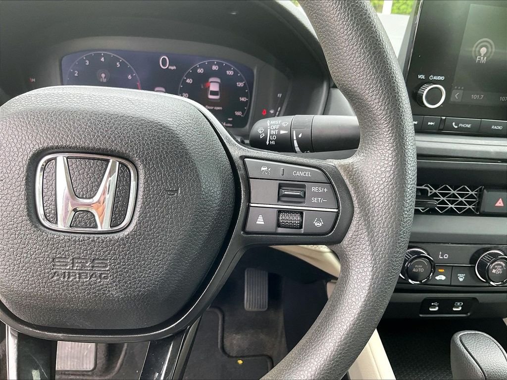 Used 2024 White Honda LX image 23