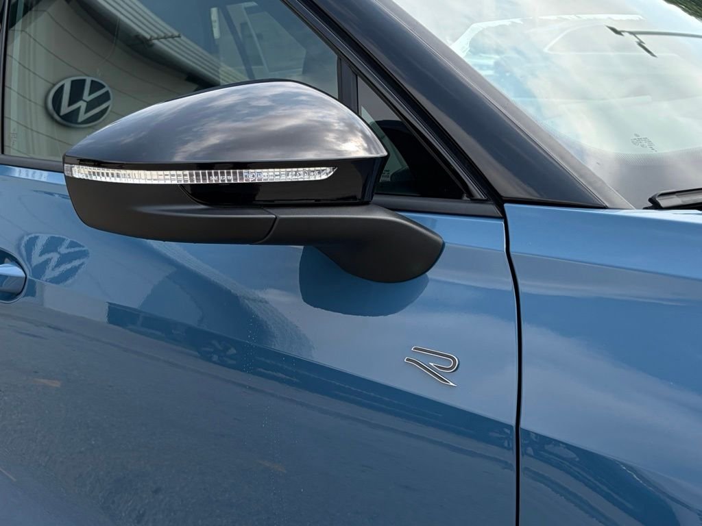 New 2026 Monterey Blue W/Deep Black Roof Volkswagen 2.0T SE R-Line Black image 10