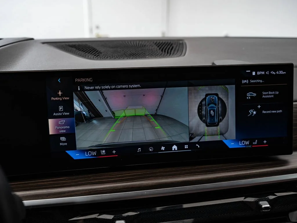 Used 2024 Skyscraper Grey Metallic BMW xDrive40i image 35