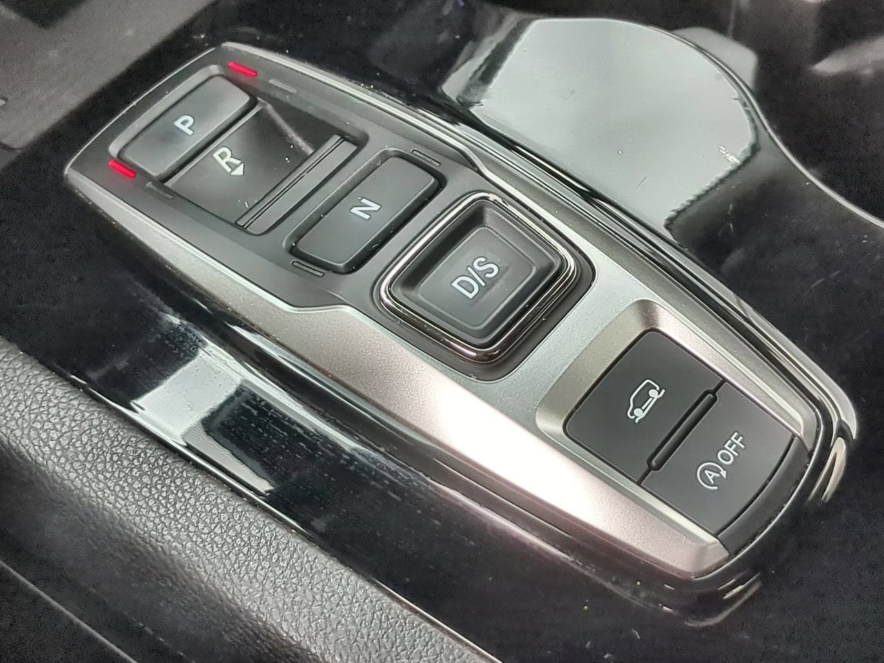 Used 2020 White Honda Elite image 15