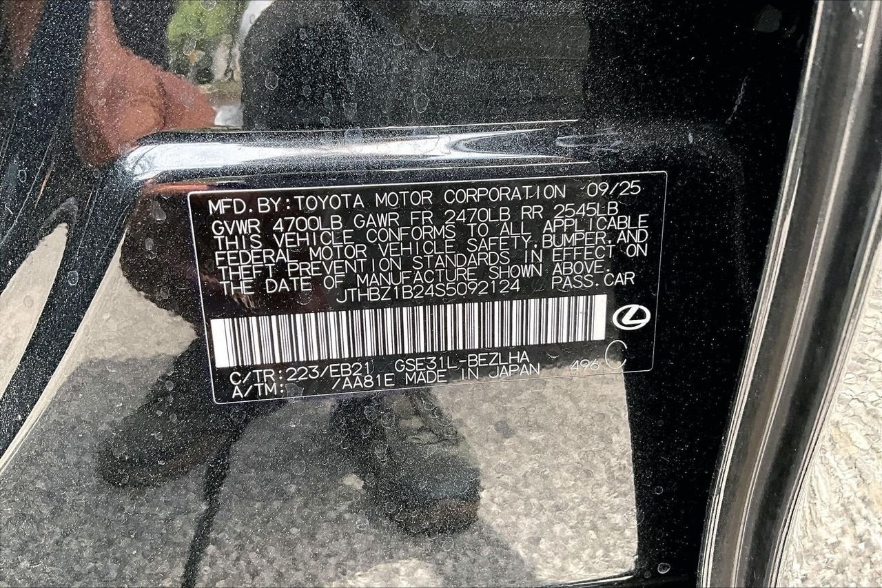 Used 2025 Black Lexus 350 F SPORT Design image 16