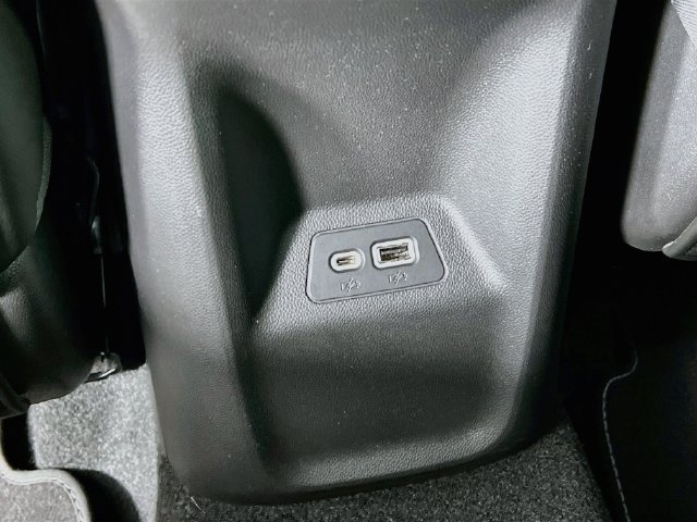2022 Buick Envision Essence - Photo 35