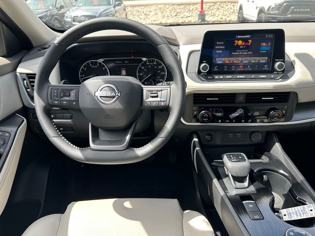 2026 Nissan Rogue SV - Photo 17