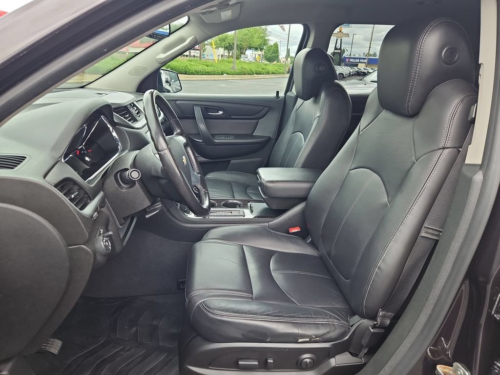 Used 2017 Tungsten Metallic Chevrolet 2LT image 21