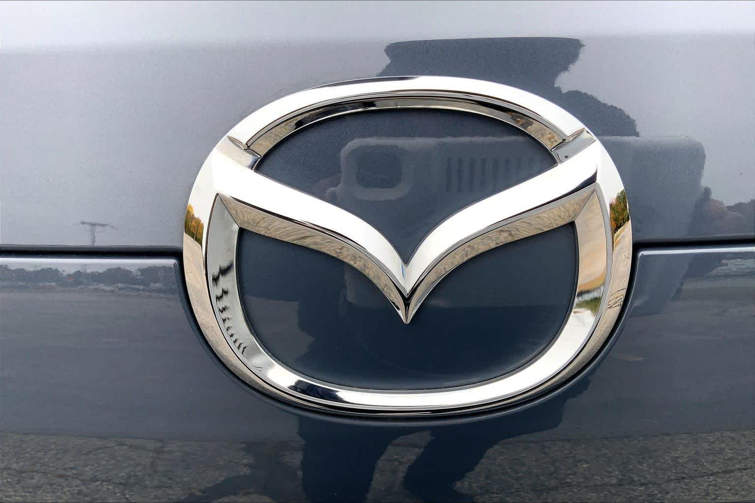 Certified Used 2024 Polymetal Gray Metallic Mazda 2.5 S Carbon Edition image 33