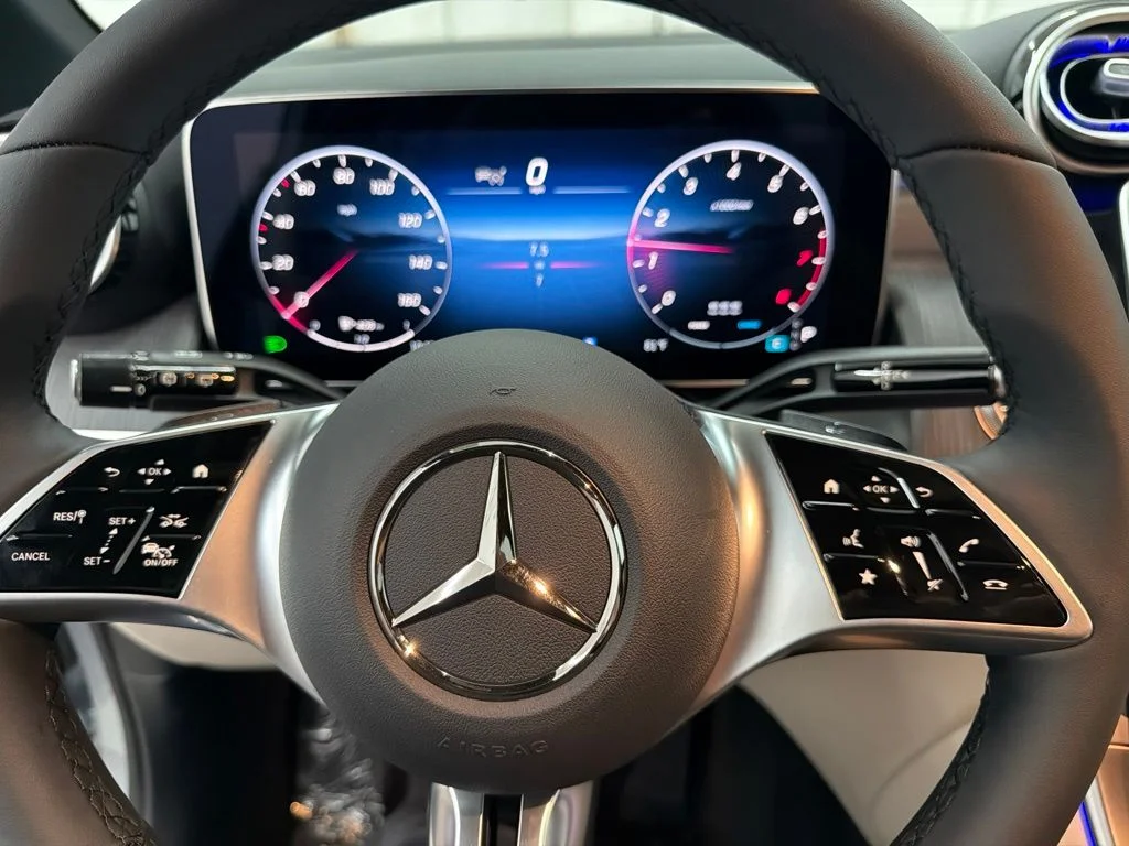New 2027 Silver Mercedes-Benz GLC 300 image 15