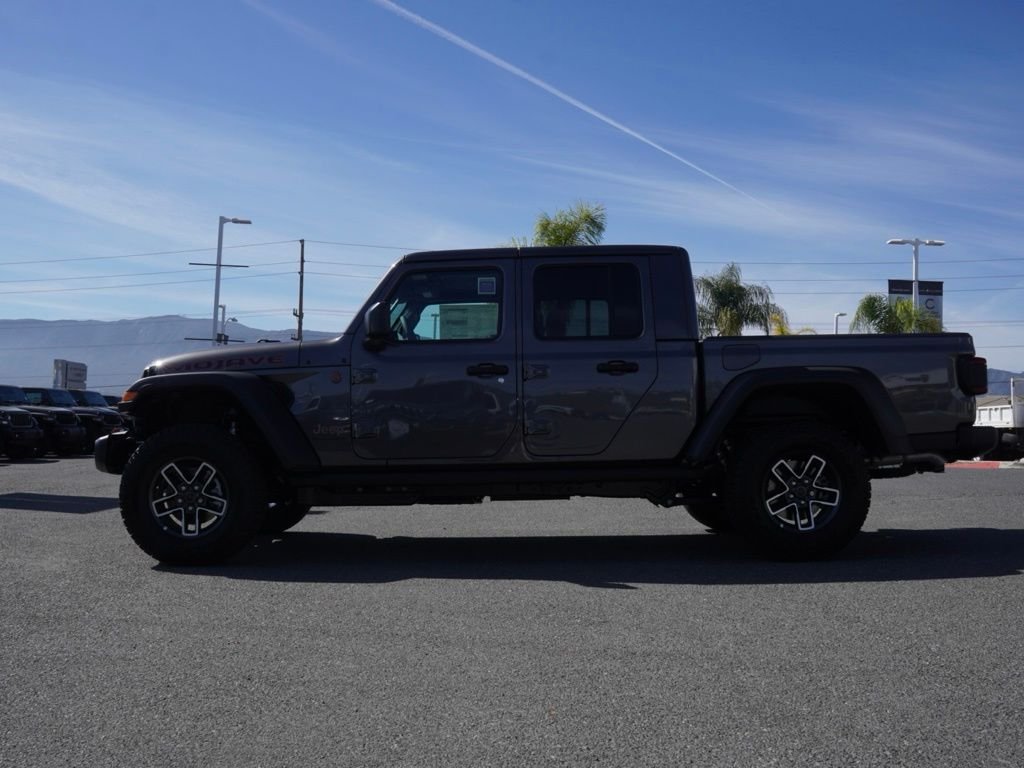 New 2026 Granite Crystal Metallic Clear-Coat Exterior Paint Jeep Mojave image 6