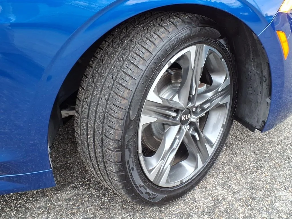 Used 2021 Blue Kia EX image 4