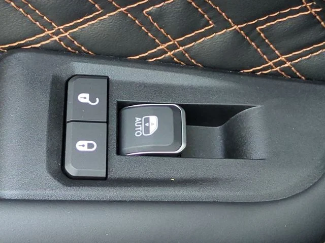 Used 2025 Red Jeep Summit image 31