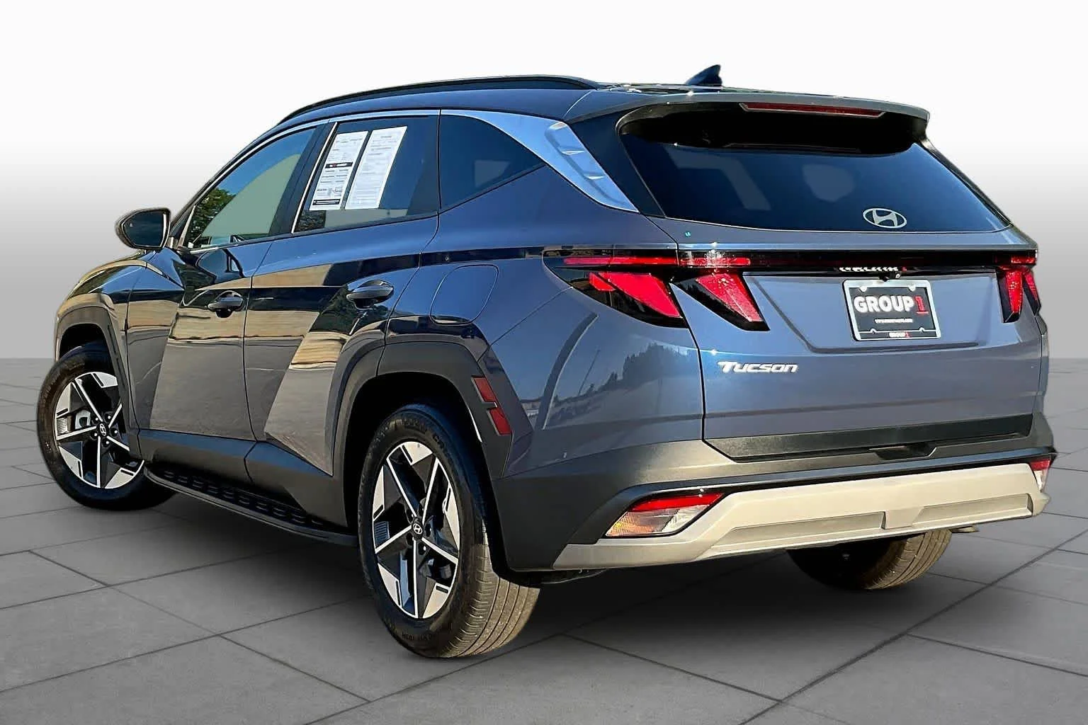 Used 2025 Atlantis Blue Hyundai SEL image 12