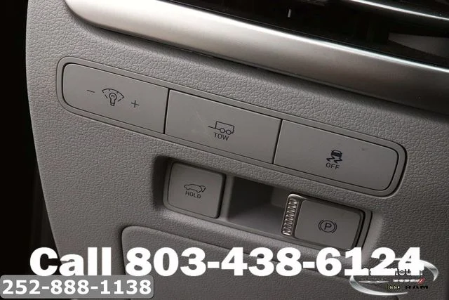Used 2025 Black Hyundai SEL image 26