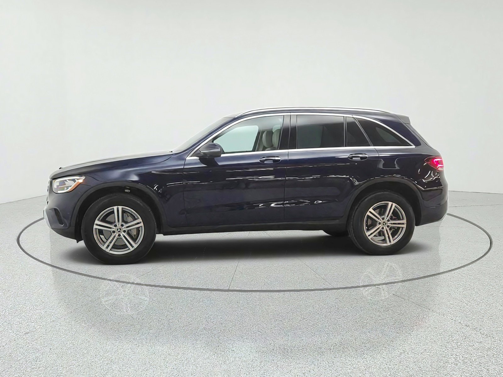 Certified Used 2022 Lunar Blue Metallic Mercedes-Benz GLC 300 SUV image 8