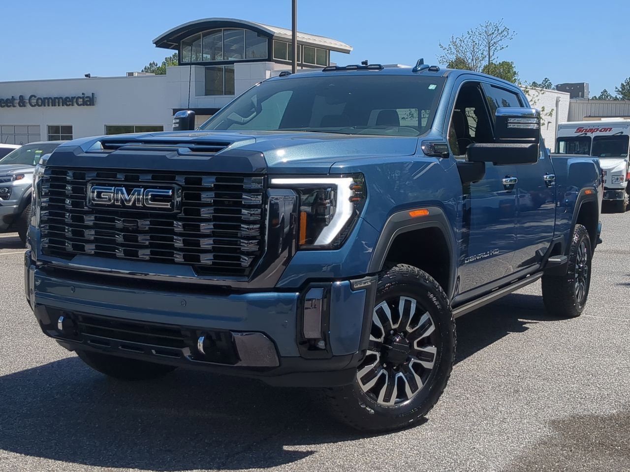 2024 GMC Sierra 4WD Crew Cab Long Box Denali Ultimate's photo