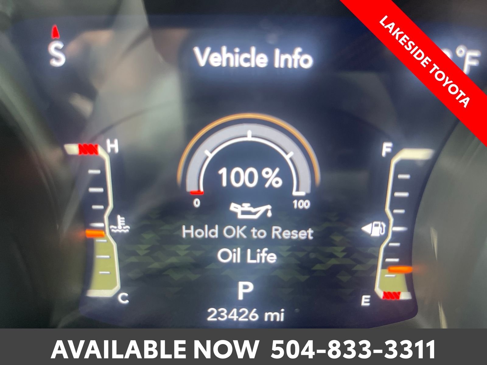 Used 2023 White Jeep Sahara image 36