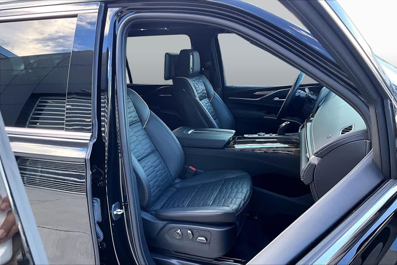 Used 2023 Black Raven Cadillac 4WD Premium Luxury Platinum image 9
