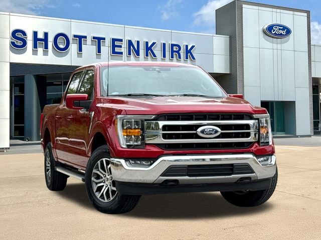 Used 2022 Red Ford Lariat image 1