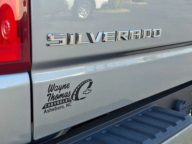 Used 2025 Gray Chevrolet RST image 30
