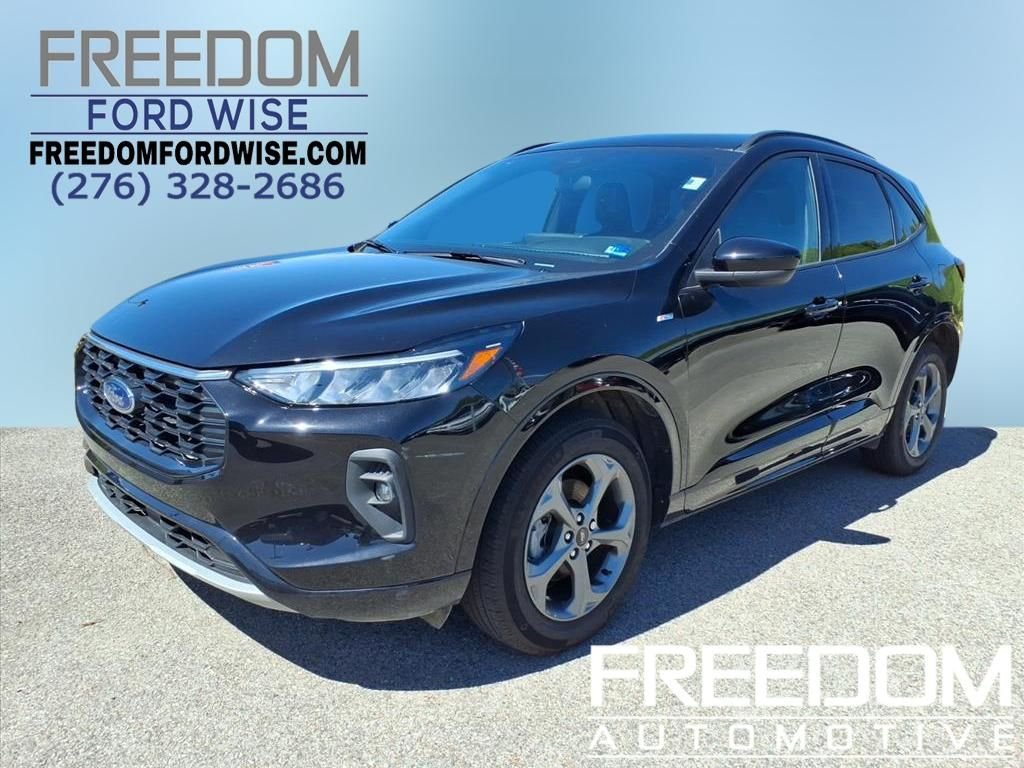 Used 2024 Black Metallic Ford ST-Line Select image 1