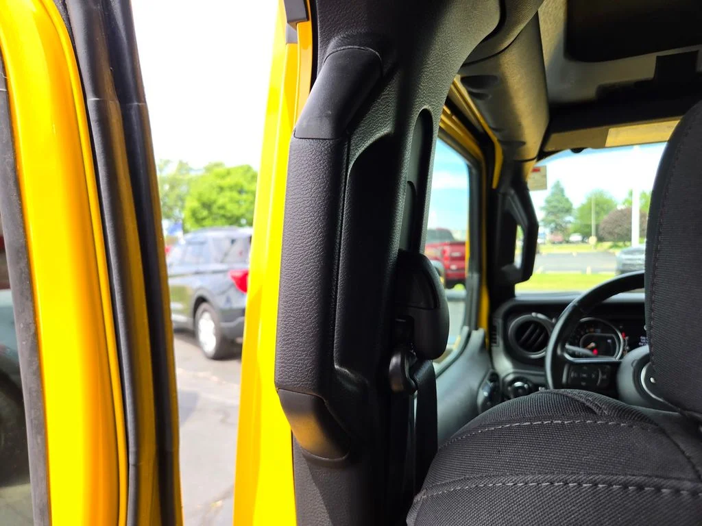 Certified Used 2021 Baja Yellow Clearcoat Jeep Unlimited Sport Altitude image 29