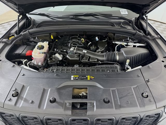 Used 2023 Black Jeep Altitude X image 27