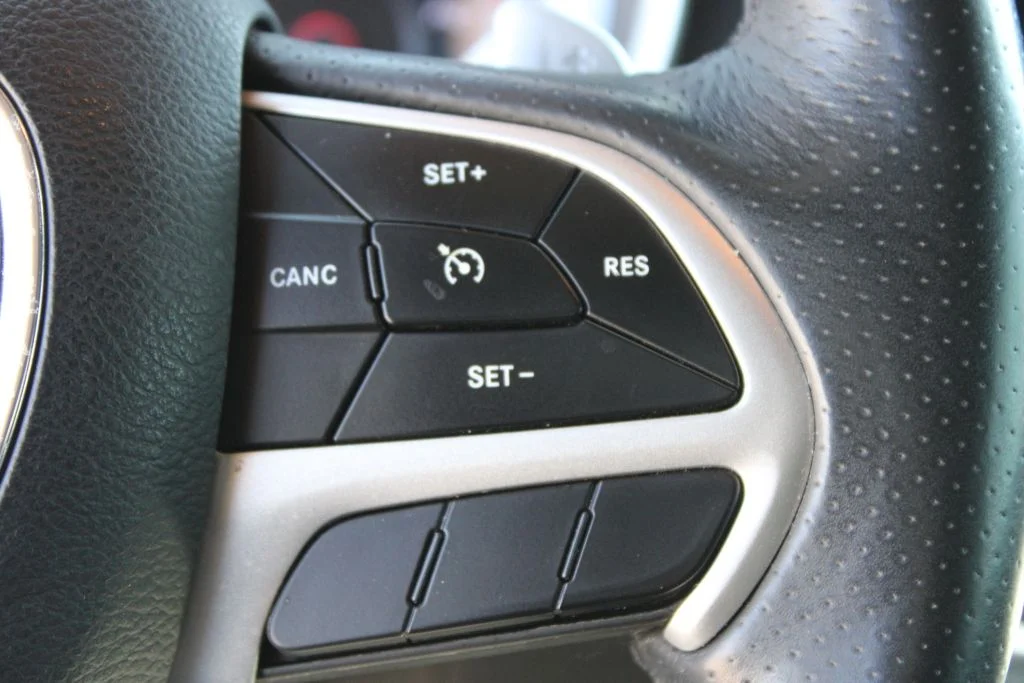 Used 2018 White Dodge R/T Scat Pack image 26