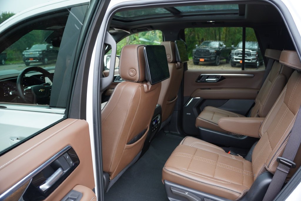 2025 Chevrolet Tahoe High Country - Photo 17