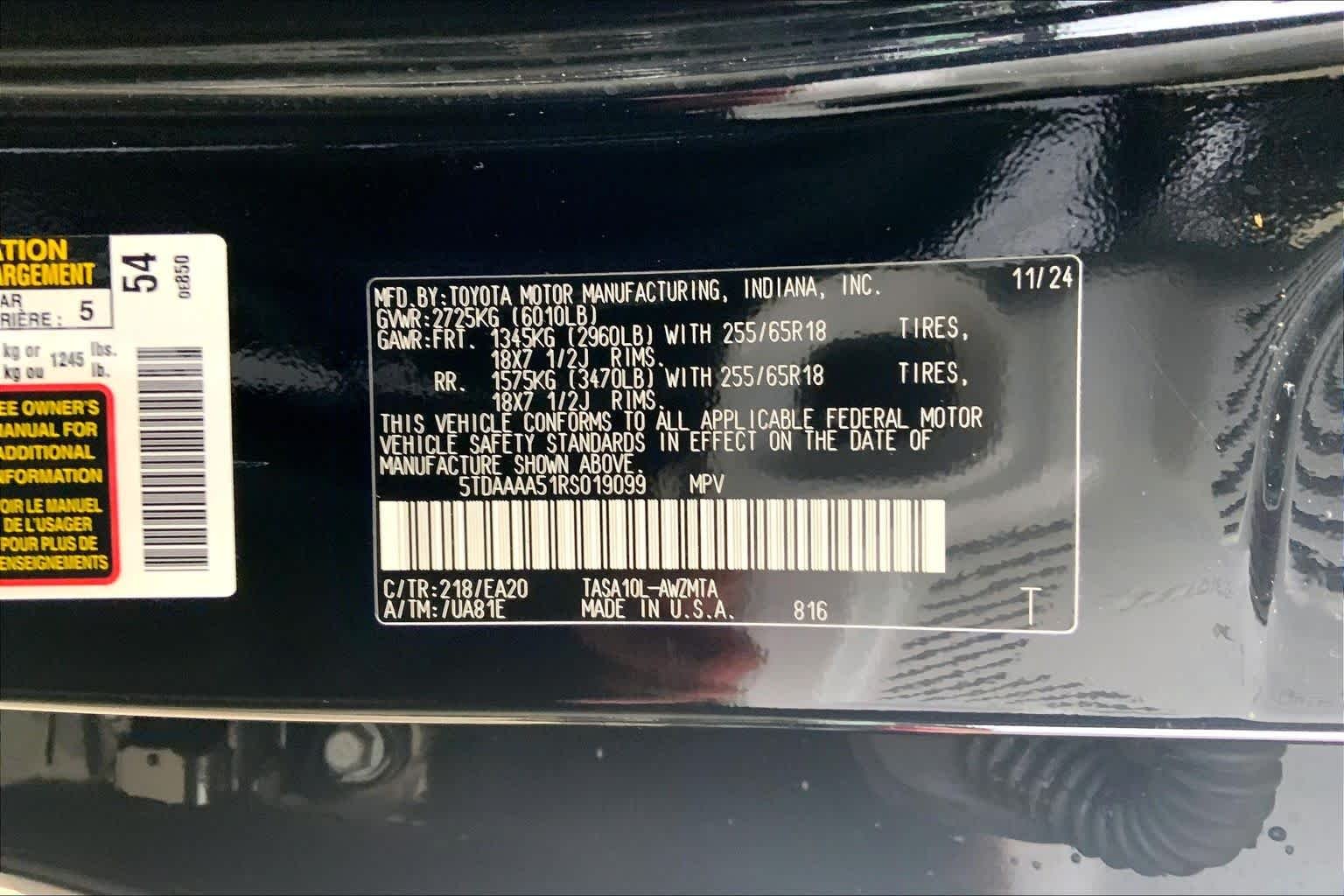 Used 2024 Midnight Black Metallic Toyota XLE image 31