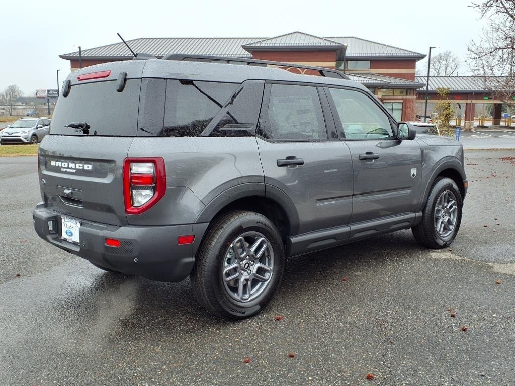 New 2025 Carbonized Gray Metallic Ford Big Bend image 19