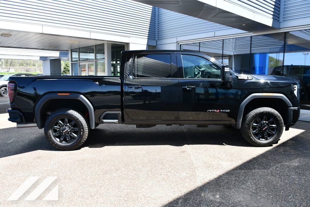 2025 GMC Sierra 2500HD AT4 - Photo 9