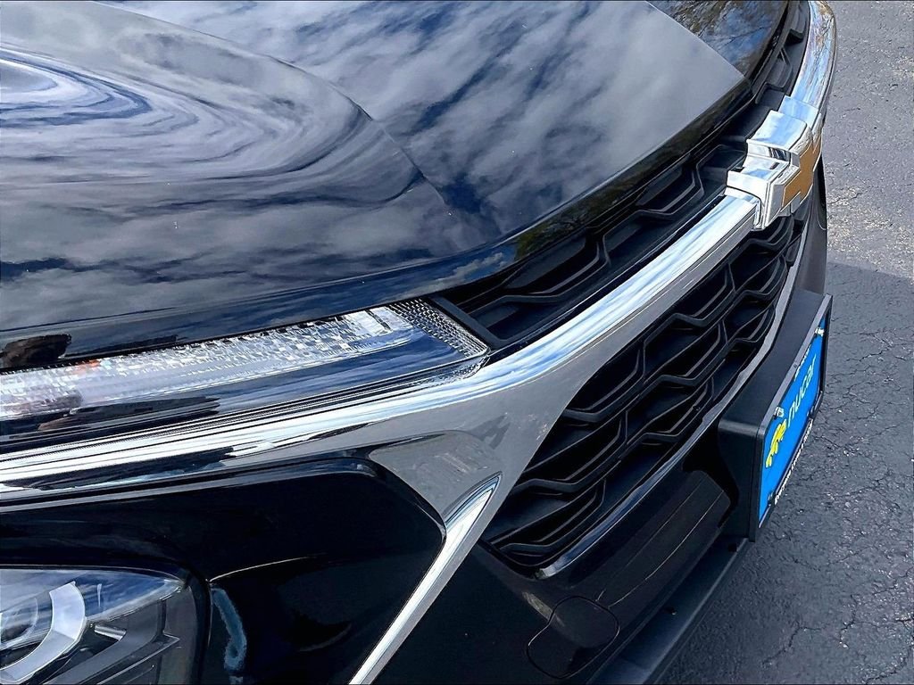 Used 2024 Black Chevrolet LS image 30