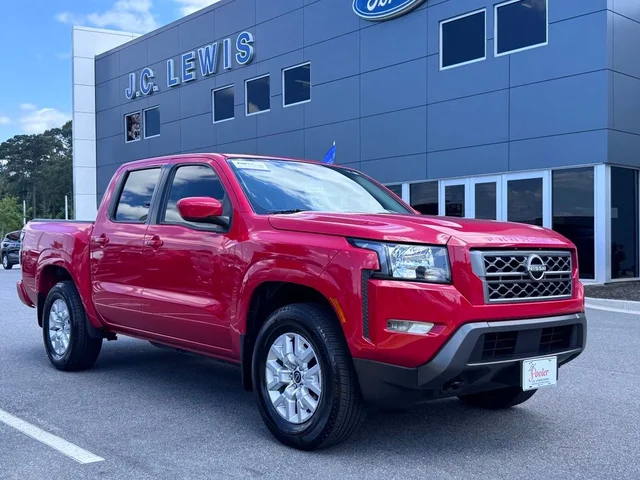 2024 Nissan Frontier SV