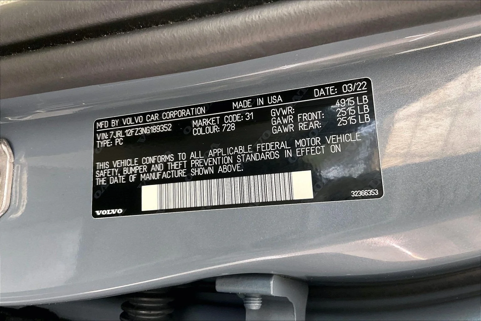 Used 2022 Gray Volvo B5 Momentum image 35