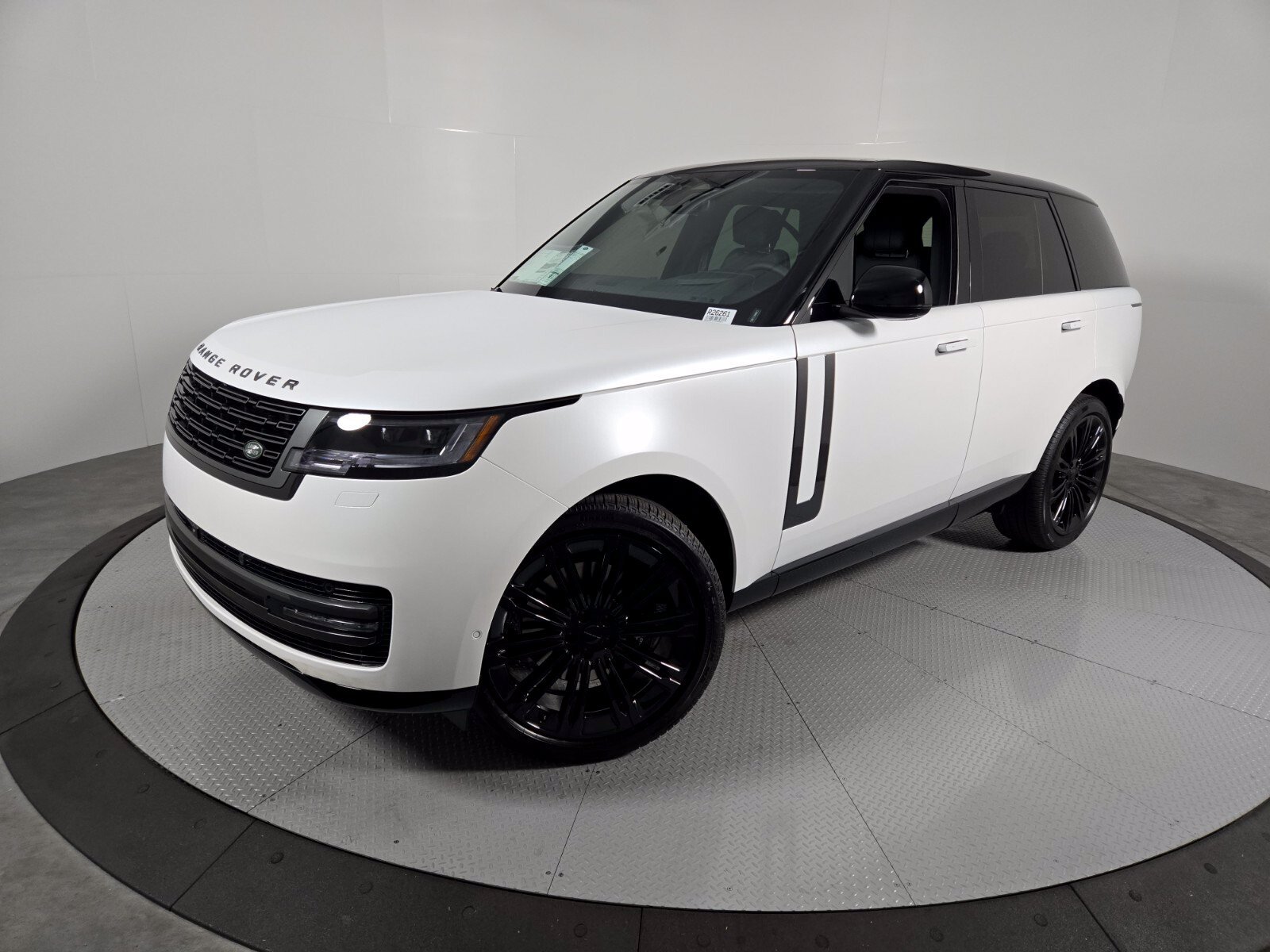 New 2026 Icy White Satin Land Rover SE image 1