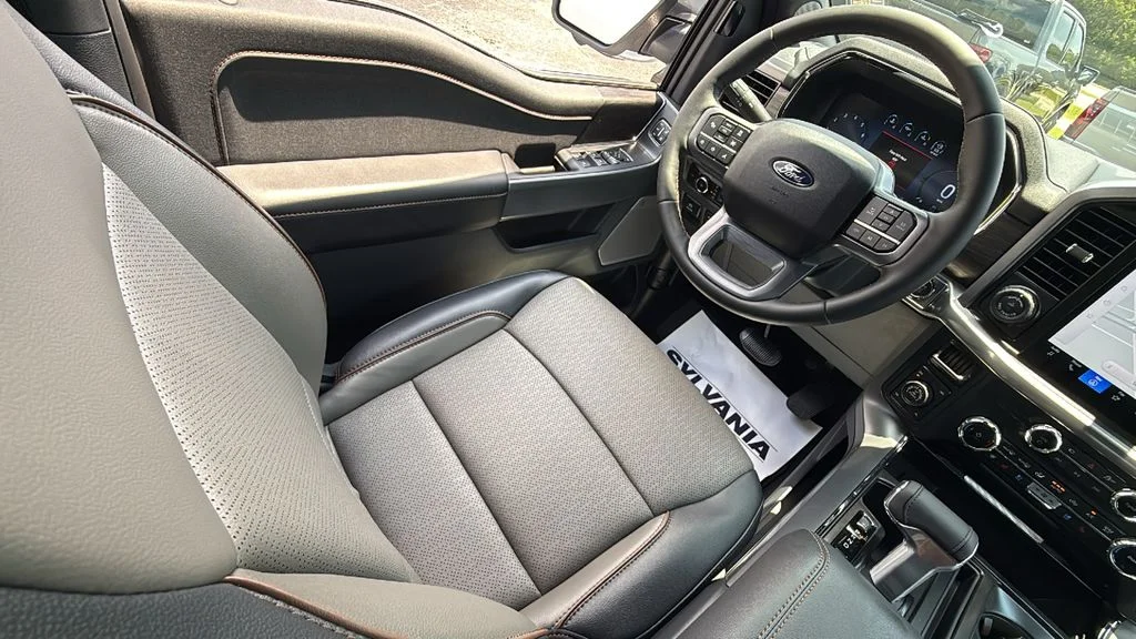 New 2026 Oxford White Ford Lariat® image 14