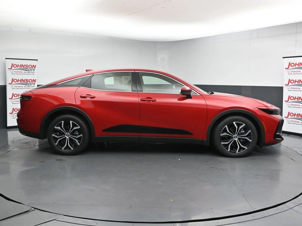 Used 2024 Red Toyota XLE image 8