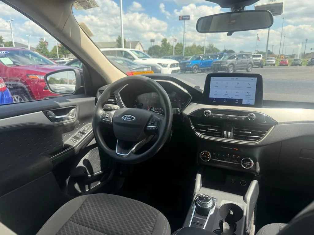 Used 2020 Black Ford SE image 51