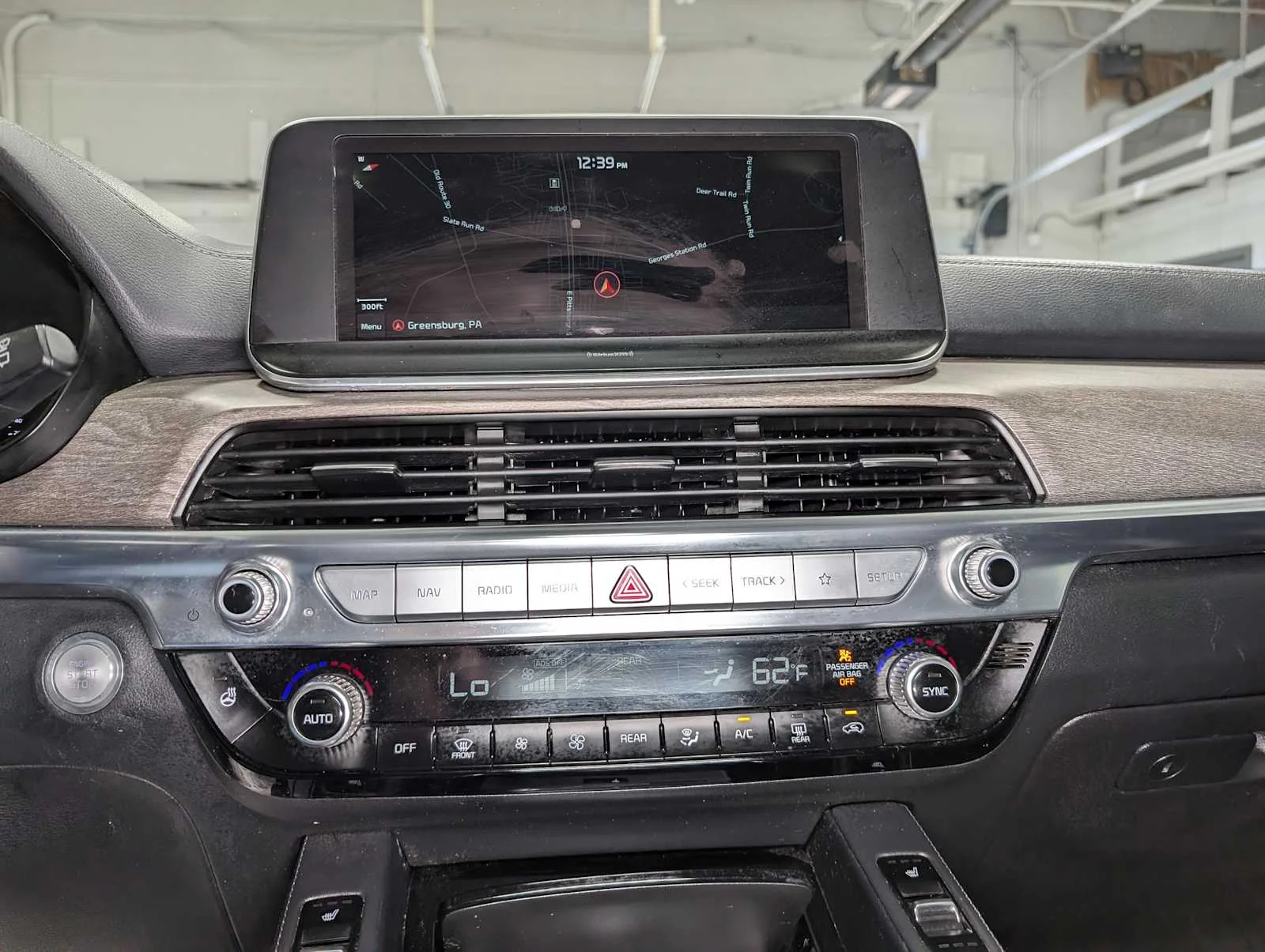 Used 2022 Wolf Gray Kia EX image 34